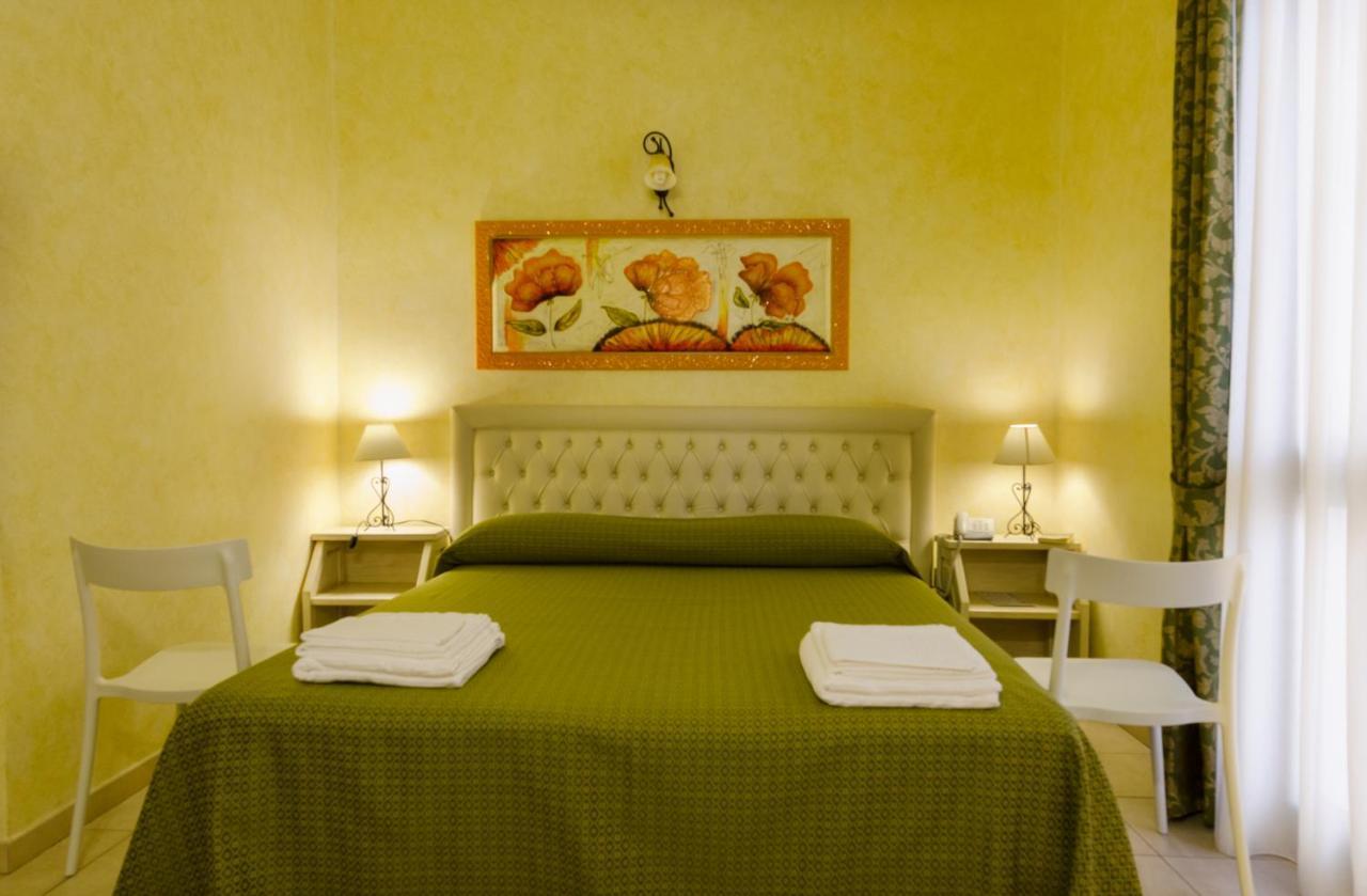 Hotel Salento Gold Beach Marina Di Pescoluse Rum bild